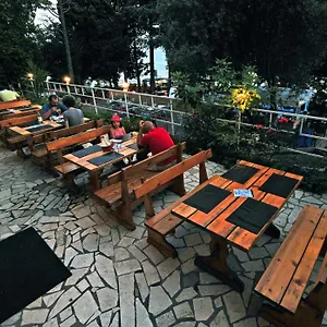 https://diving-center-kostrena-rooms.primorje-gorskikotar.com